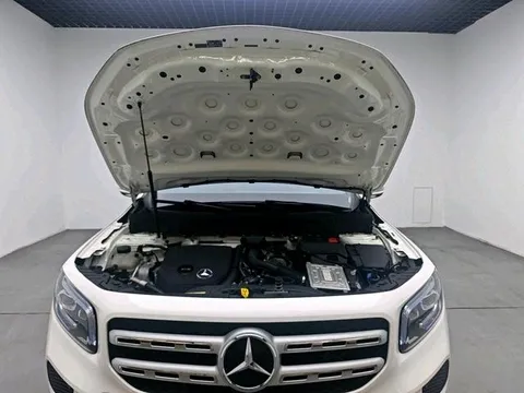 Mercedes-Benz Mercedes-Benz GLB