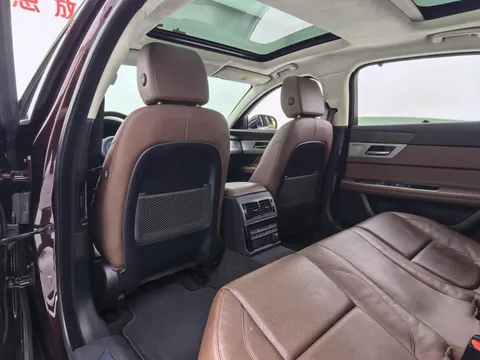 Jaguar XFL