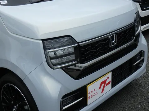 Honda N-WGN Custom