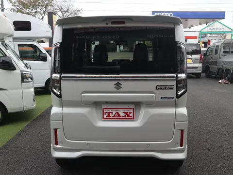 Suzuki Spacia Custom