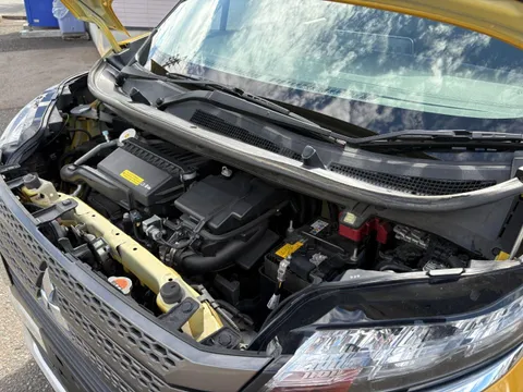 Mitsubishi eK X