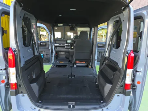 Honda N-VAN Plus Style
