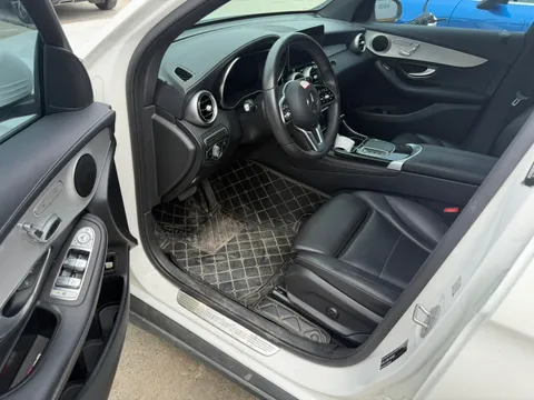 Mercedes-Benz Mercedes-Benz GLC