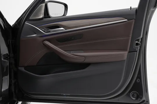 BMW BMW