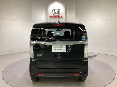 Honda N-BOX Slash