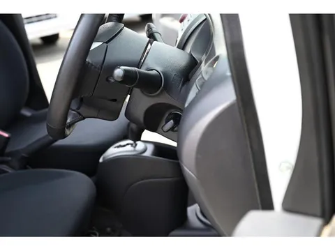 Mitsubishi I