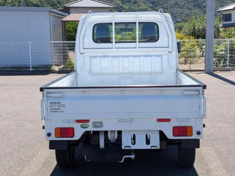 Nissan Clipper Truck
