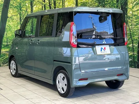 Mitsubishi eK Space