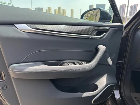 Brilliance V7
