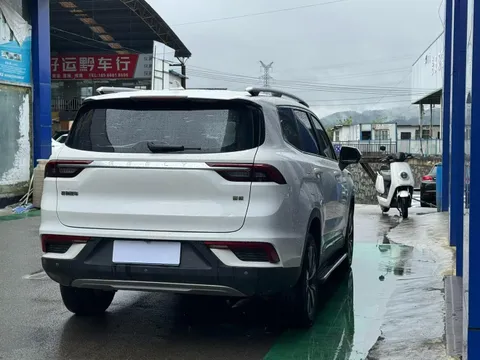 Geely Haoyue