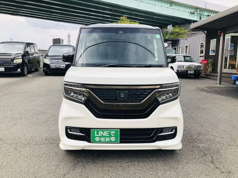 Honda N-BOX Custom