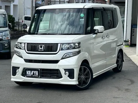 Honda N-BOX Custom
