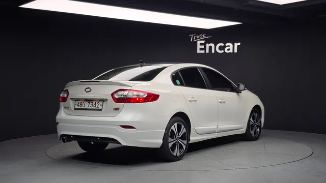 Renault SM3