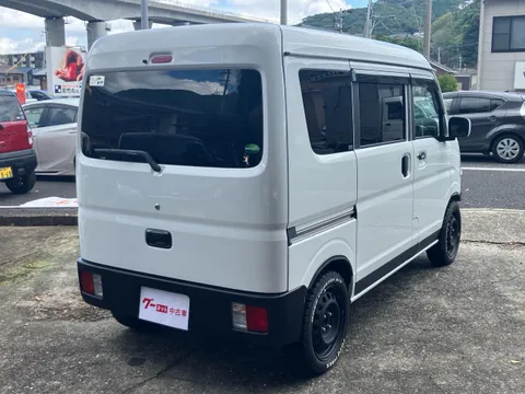 Nissan Clipper