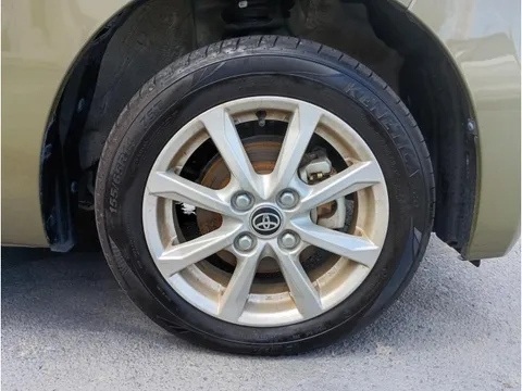 Toyota Pixis Mega