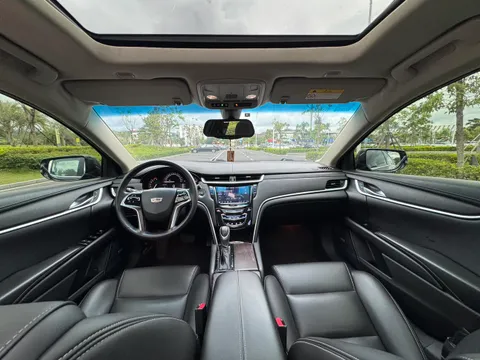 Cadillac XTS