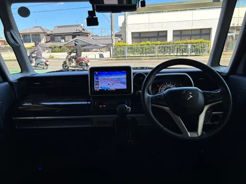 Suzuki Spacia Custom