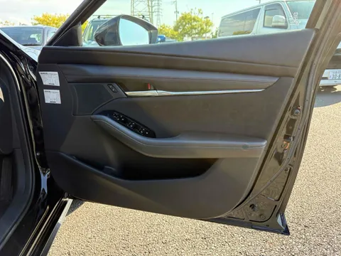 Mazda MAZDA3 Fastback