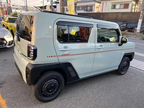 Daihatsu Taft