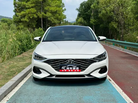 Hyundai Festa