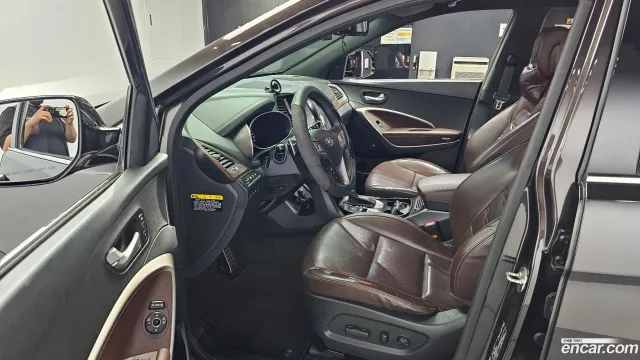 Hyundai Grand Santa Fe (Maxcruz)