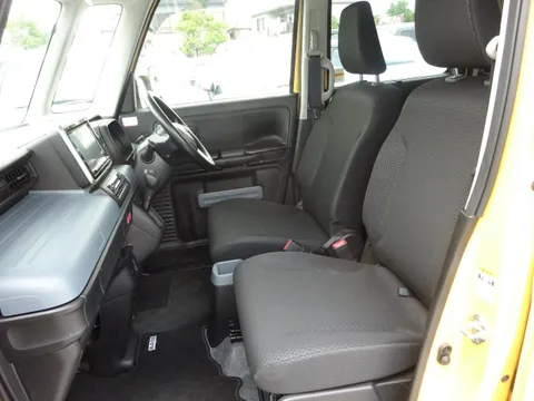 Suzuki Spacia Base