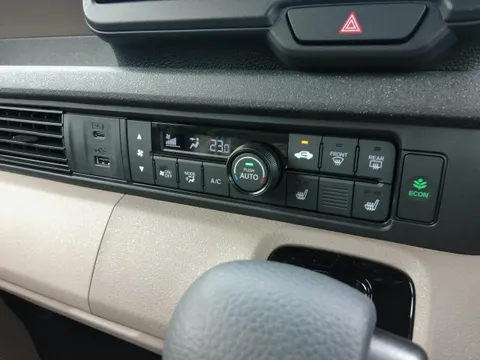 Honda N-BOX Joy