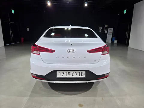 Hyundai Elantra (Avante)