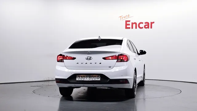 Hyundai Elantra (Avante)