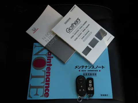 Honda N-BOX Custom