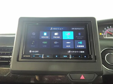 Honda N-BOX Custom