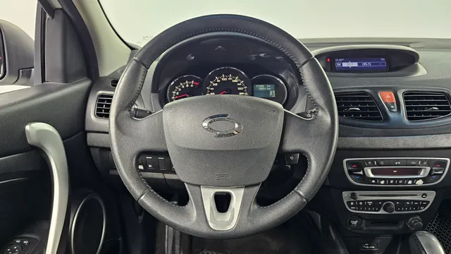 Renault SM3