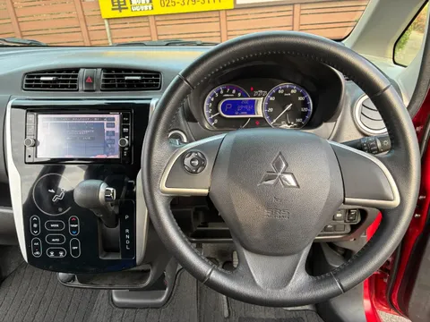 Mitsubishi eK Custom