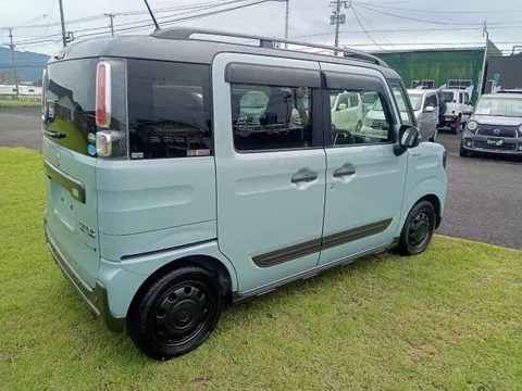 Suzuki Spacia Gear
