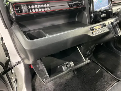Suzuki Wagon R Stingray