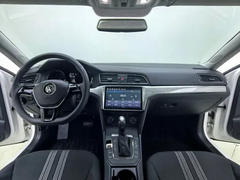 Volkswagen Lamando