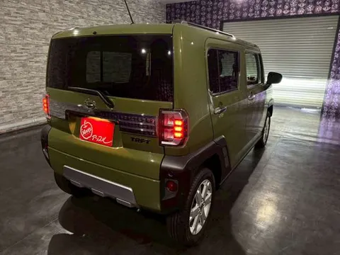 Daihatsu Taft