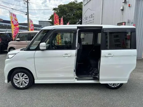 Suzuki Spacia Custom Z