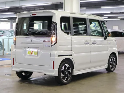 Suzuki Spacia Custom