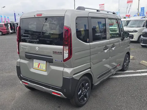Suzuki Spacia Gear