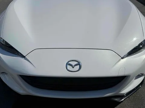 Mazda MX-5 (Roadster)