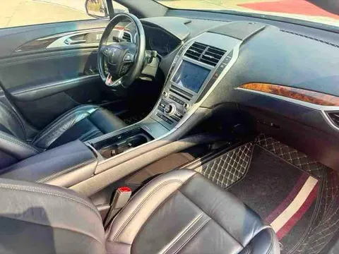 Lincoln MKZ
