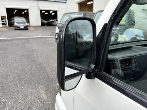 Mitsubishi Minicab Van