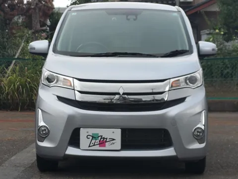 Mitsubishi eK Custom