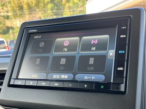 Honda N-BOX Custom