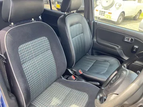 Daihatsu Mira Gino
