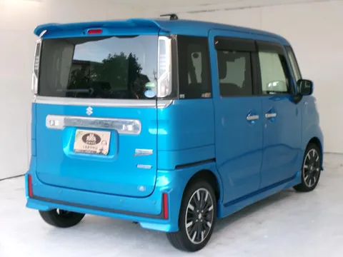 Suzuki Spacia Custom