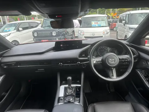 Mazda MAZDA3 Fastback