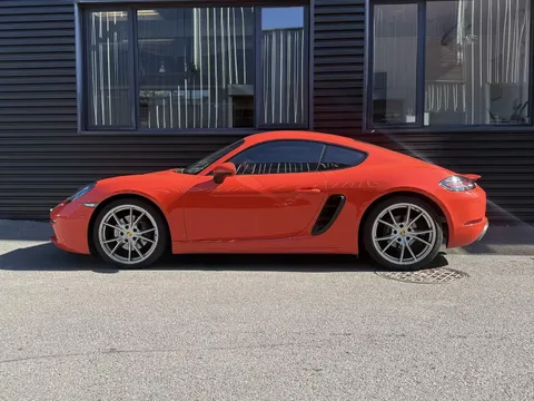 Porsche 718