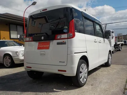 Suzuki Spacia